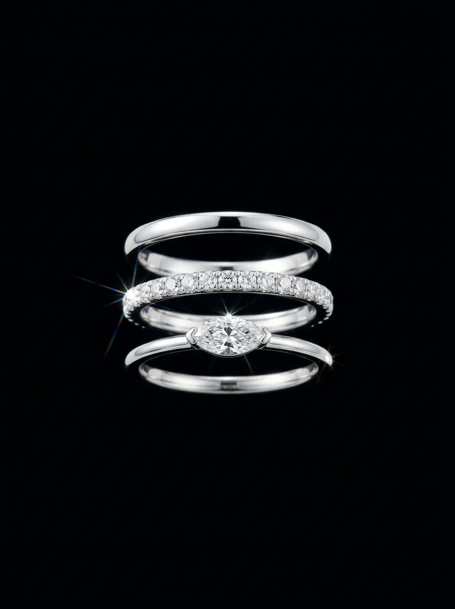 Stacking rings, design render in white gold